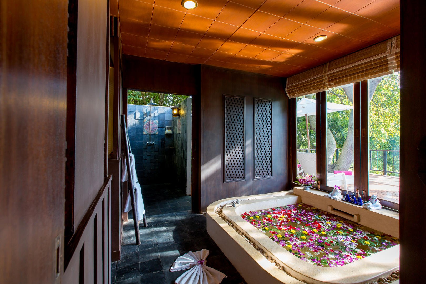 1-Bedroom-Pool-Villa-GLOW-Elixir-9