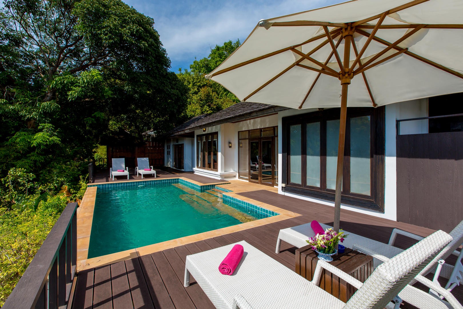 2-Bedroom-Pool-Villa-GLOW-Elixir-13