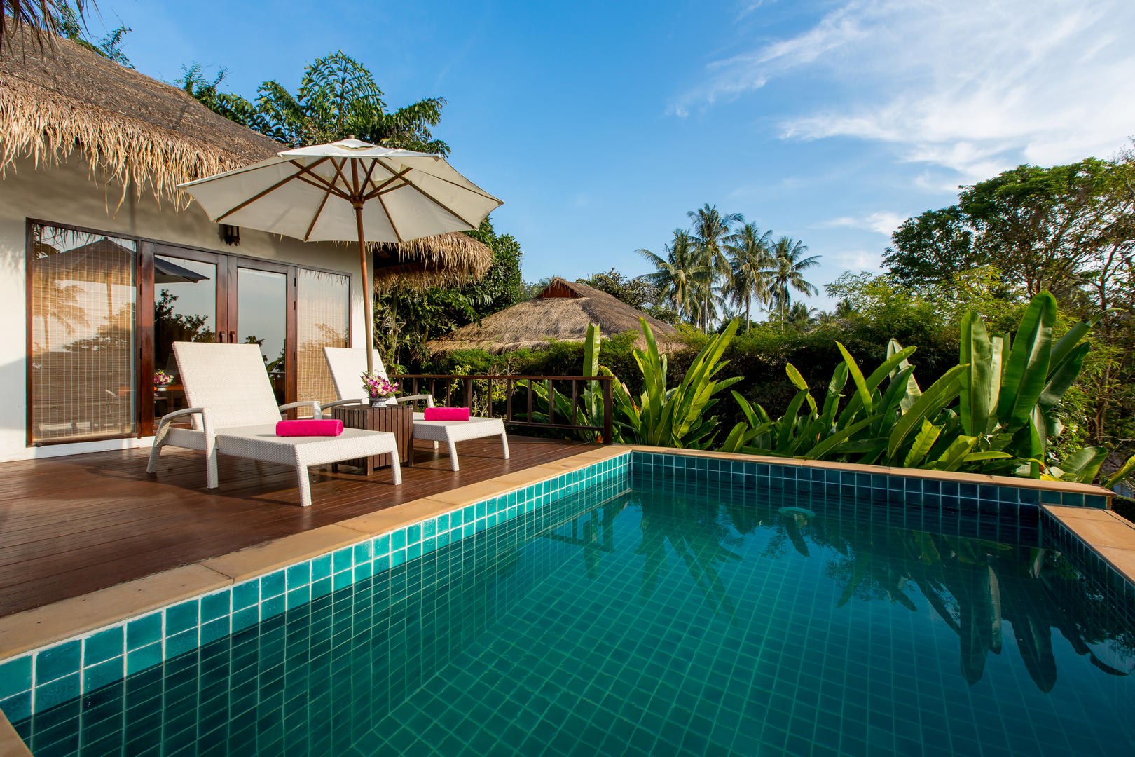 Deluxe-Pool-Villa-GLOW-Elixir-11